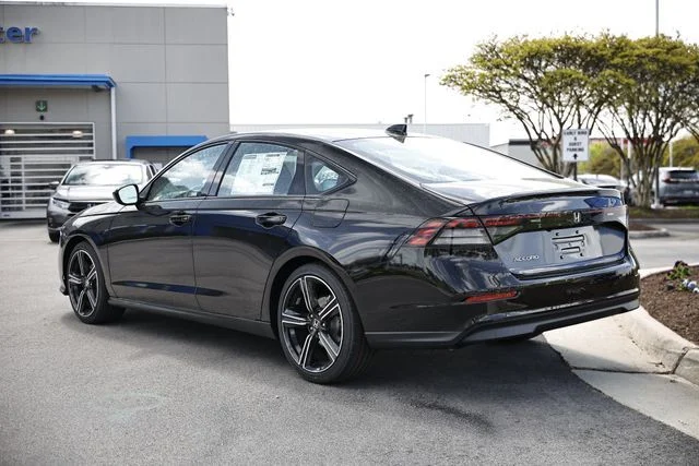 New 2026 Crystal Black Pearl Honda SE image 8