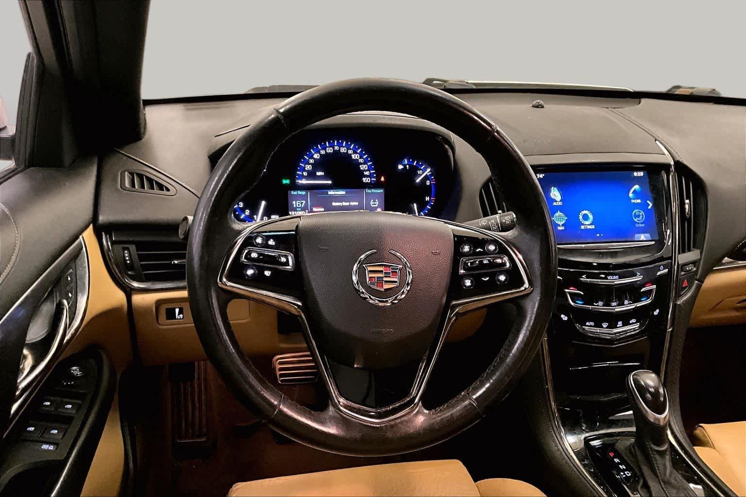 Used 2013 White Diamond Tricoat Cadillac  image 17
