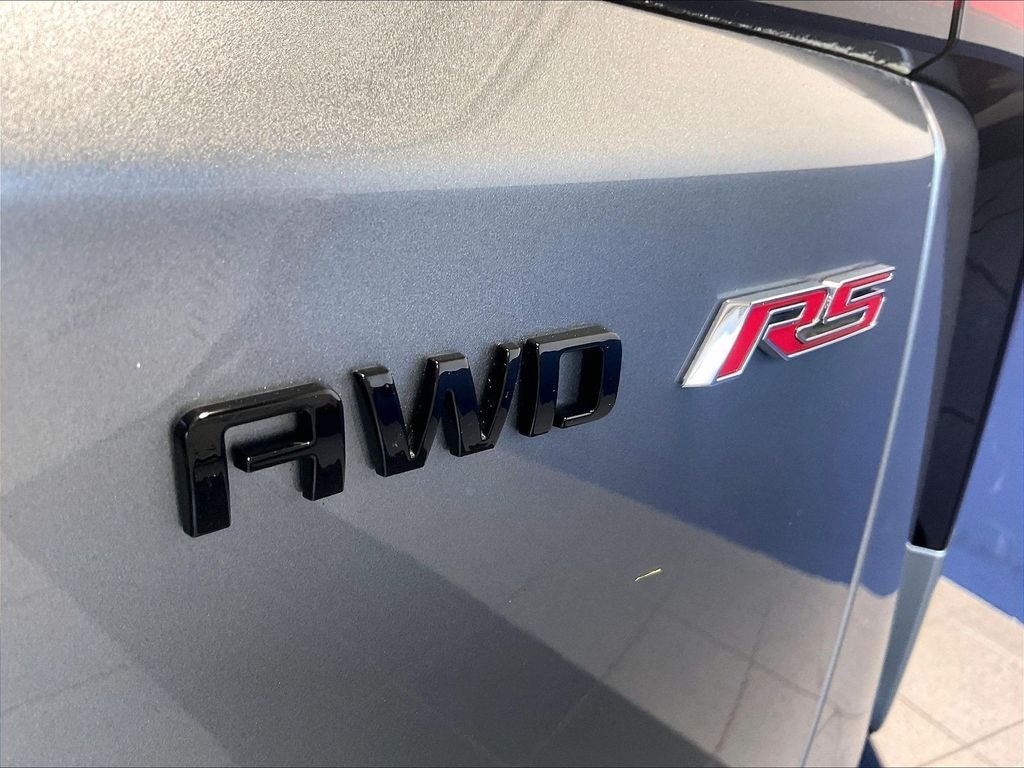 Used 2024 Gray Chevrolet RS image 29