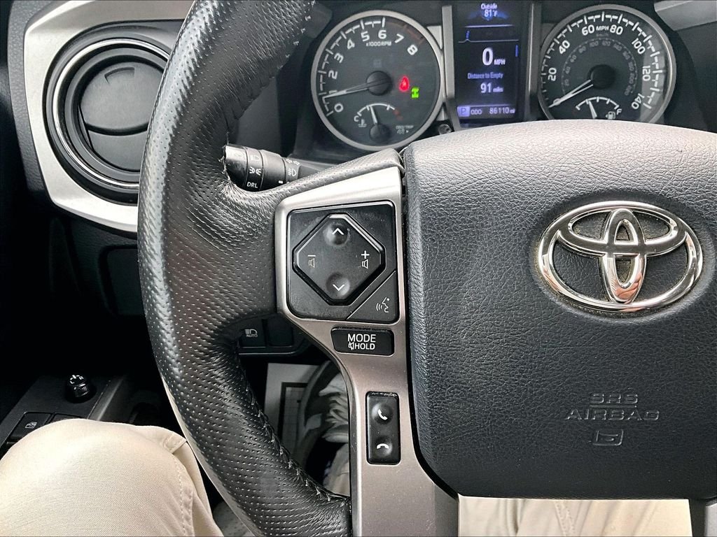 Used 2019 Super White Toyota SR5 image 22