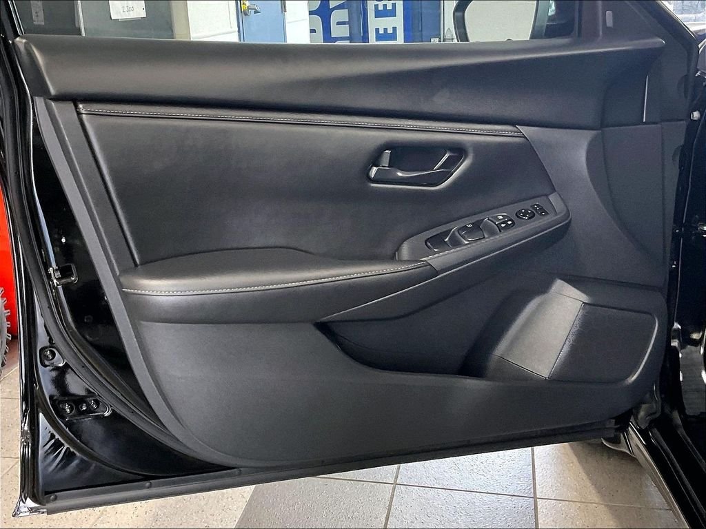 Used 2025 Black Nissan S image 9