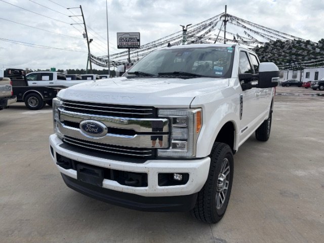 Used 2019 White Ford LARIAT image 1