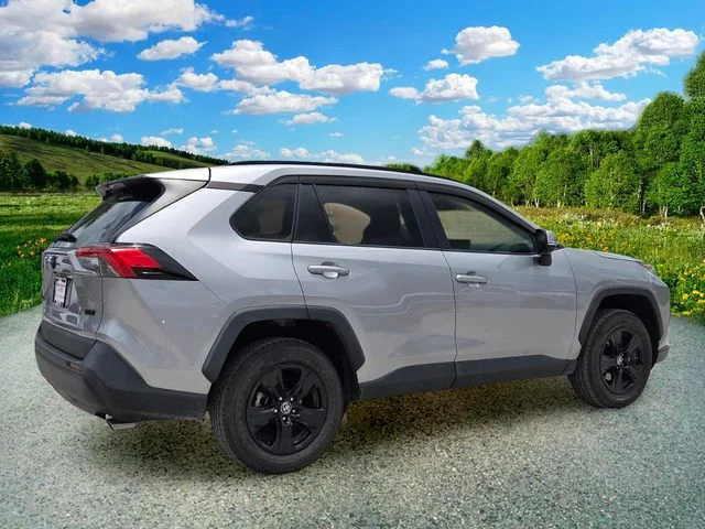 Certified Used 2021 Silver Toyota XLE image 6