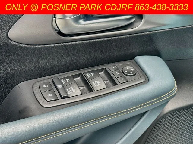 New 2027 Bright White Clear-Coat Exterior Paint Chrysler Pinnacle image 18