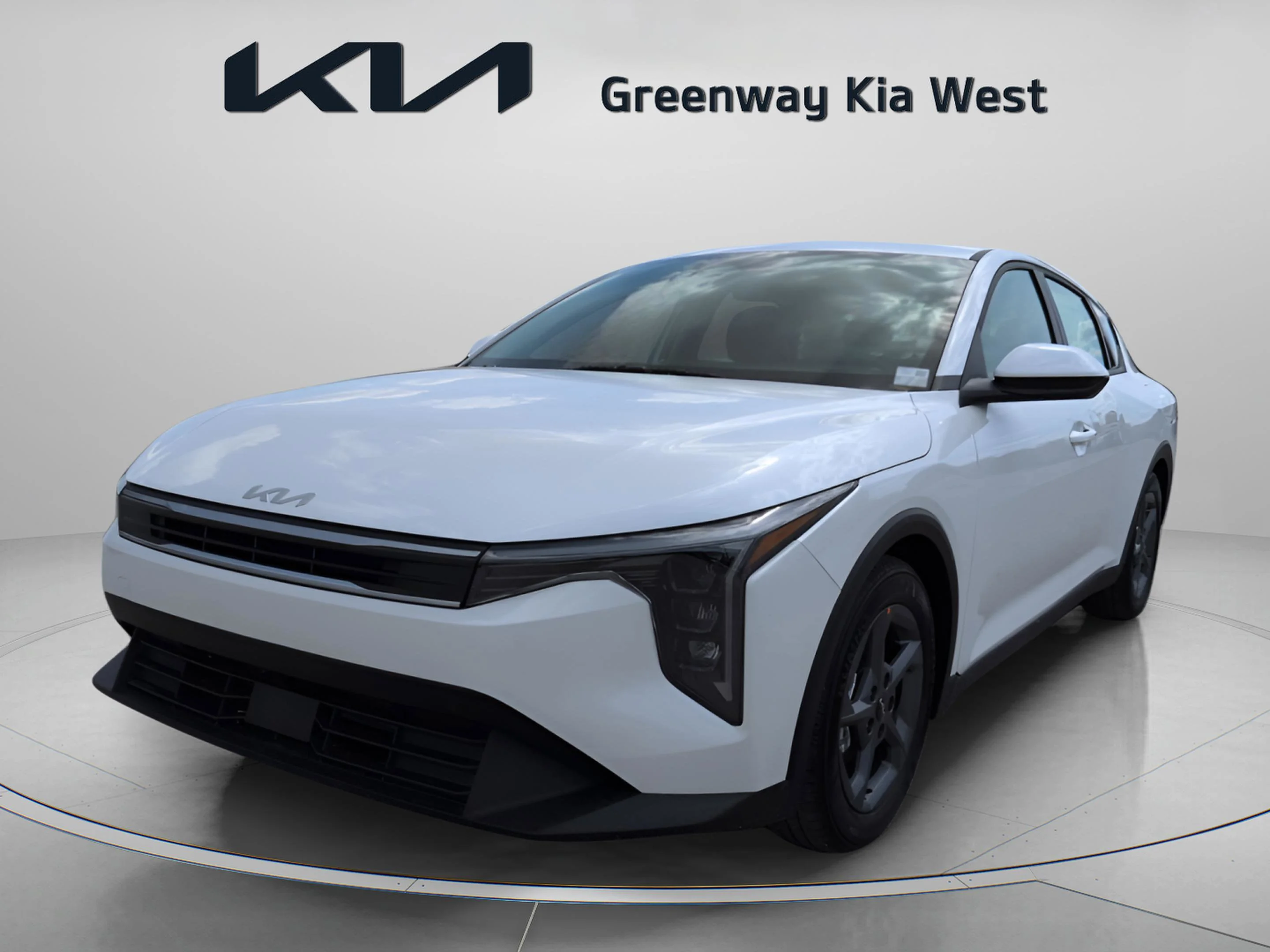 New 2026 Snow White Pearl Kia LXS image 4