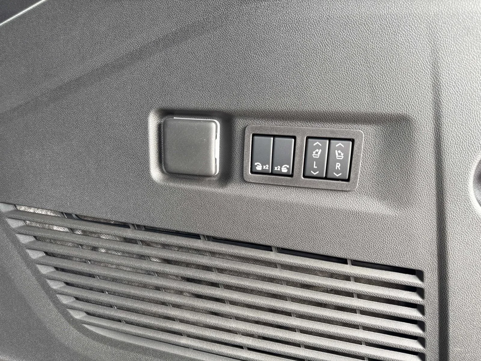 2026 Chevrolet Suburban High Country - Photo 34