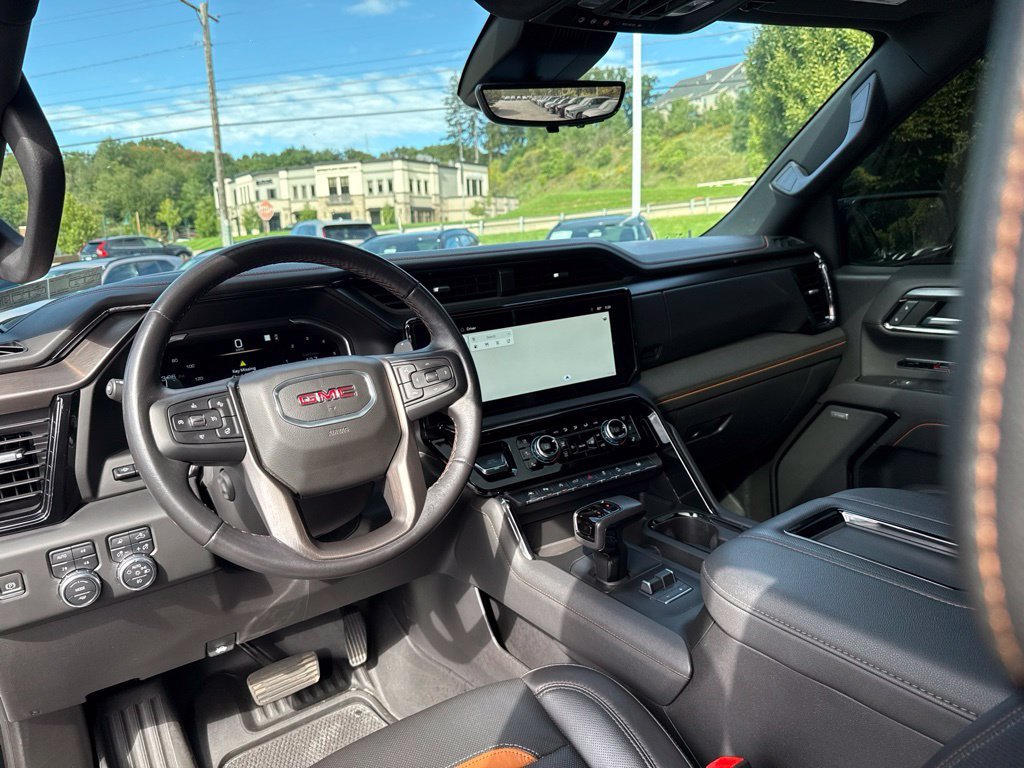 Used 2022 Onyx Black GMC AT4 image 14