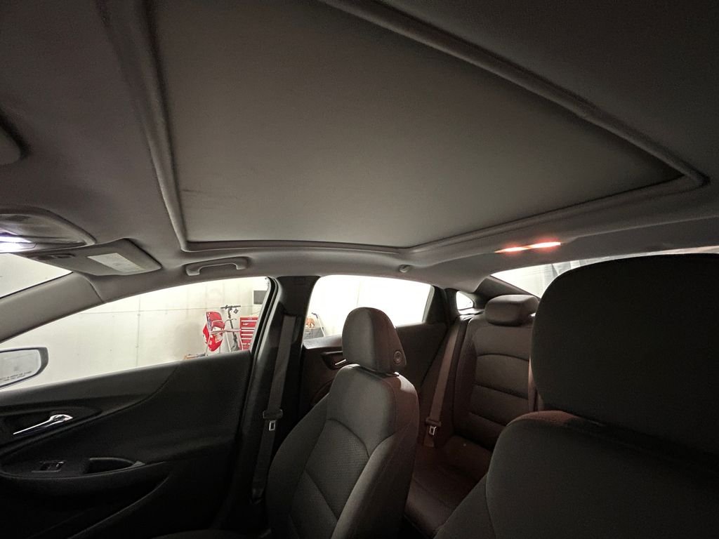 Used 2023 Gray Chevrolet LT image 25