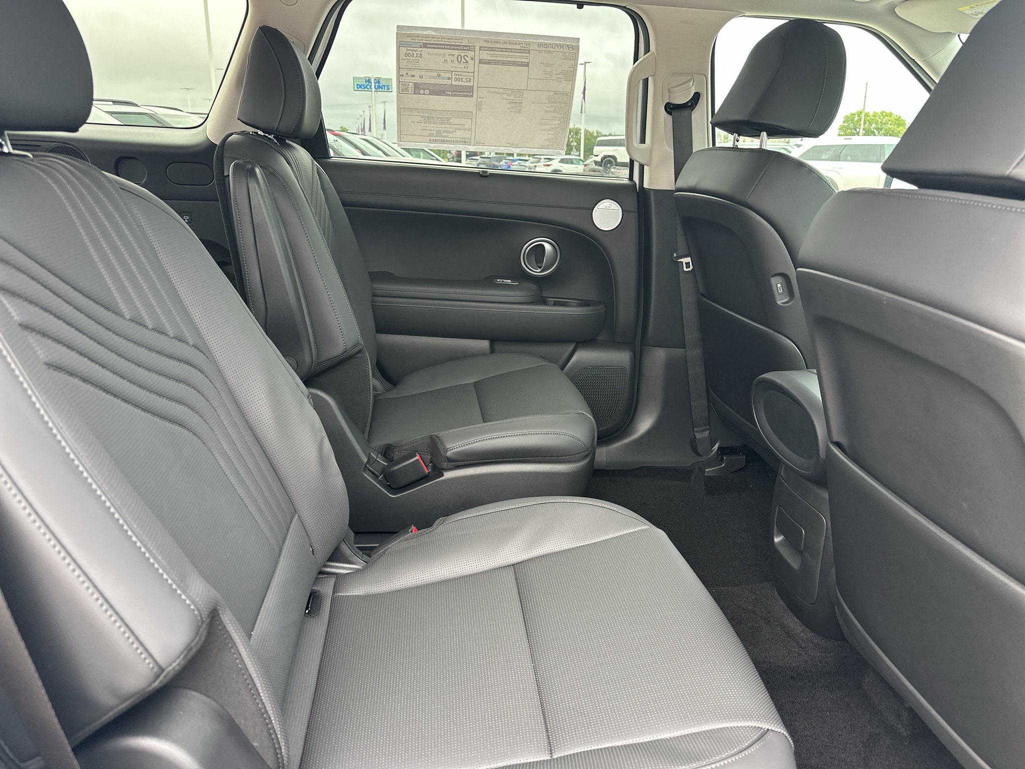 New 2027 Creamy White Pearl Hyundai SEL 7P image 5