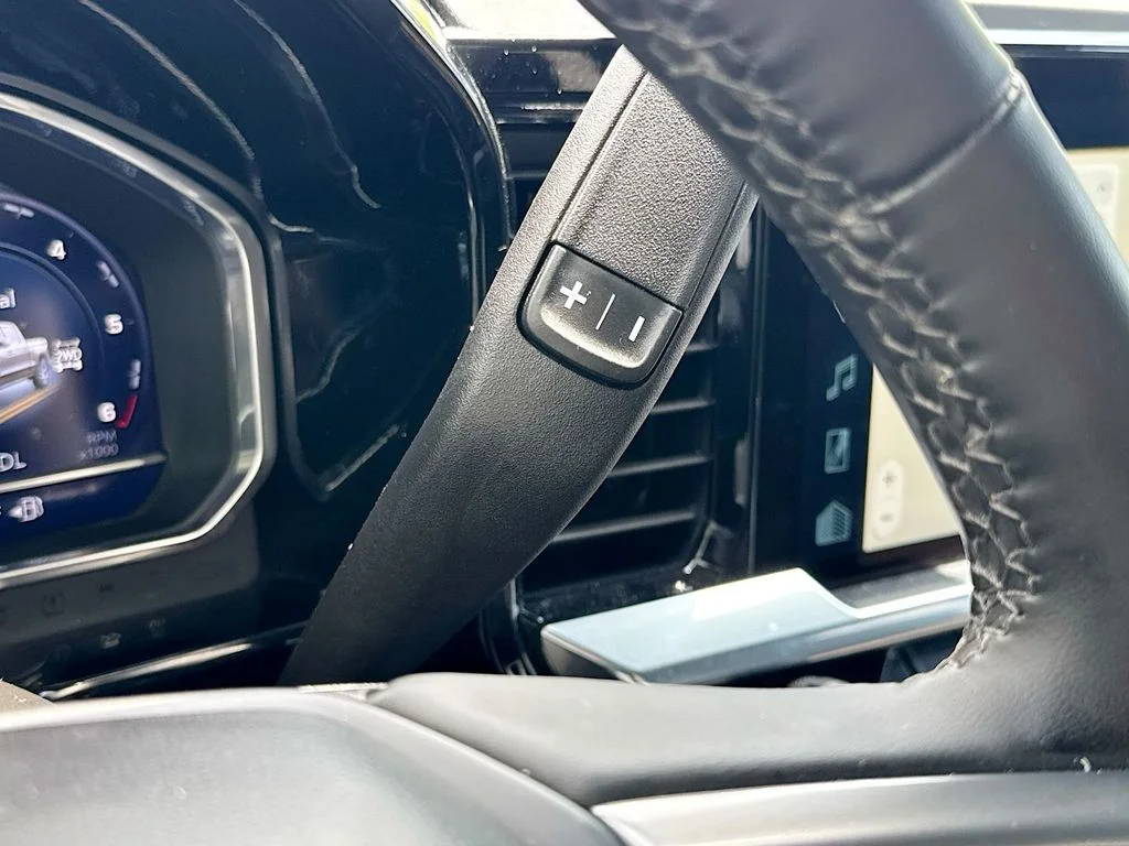 Used 2024 Gray Chevrolet LT image 18