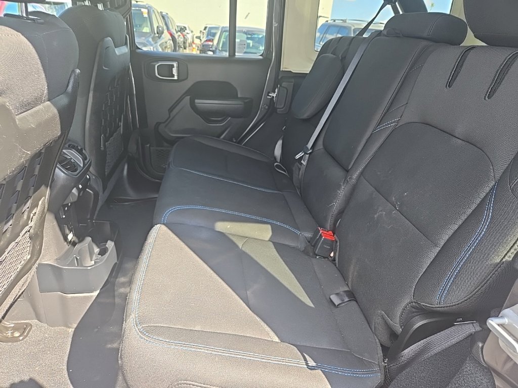 2022 Jeep Wrangler Unlimited Rubicon 4XE - Photo 12