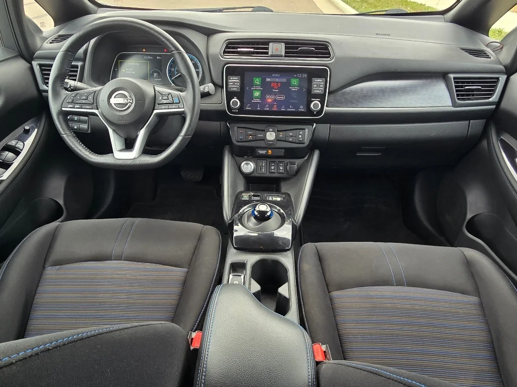Used 2024 Brilliant Silver Metallic Nissan SV PLUS image 27