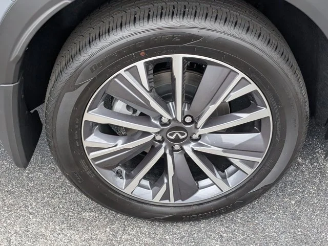 New 2027 HARBOR GRAY INFINITI LUXE image 31