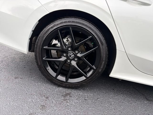 Used 2025  Honda Sport image 7