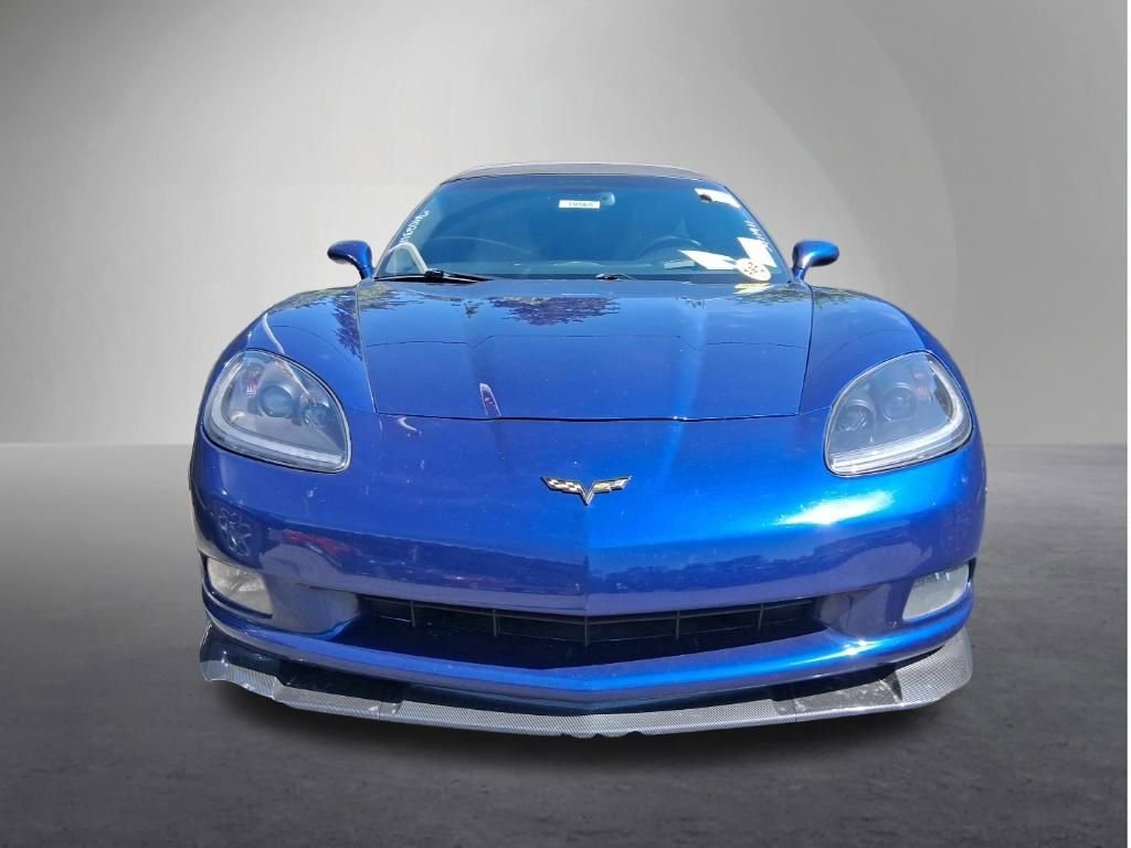 Used 2006 Chevrolet Corvette Base with VIN 1G1YY36U565131792 for sale in Red Wing, Minnesota