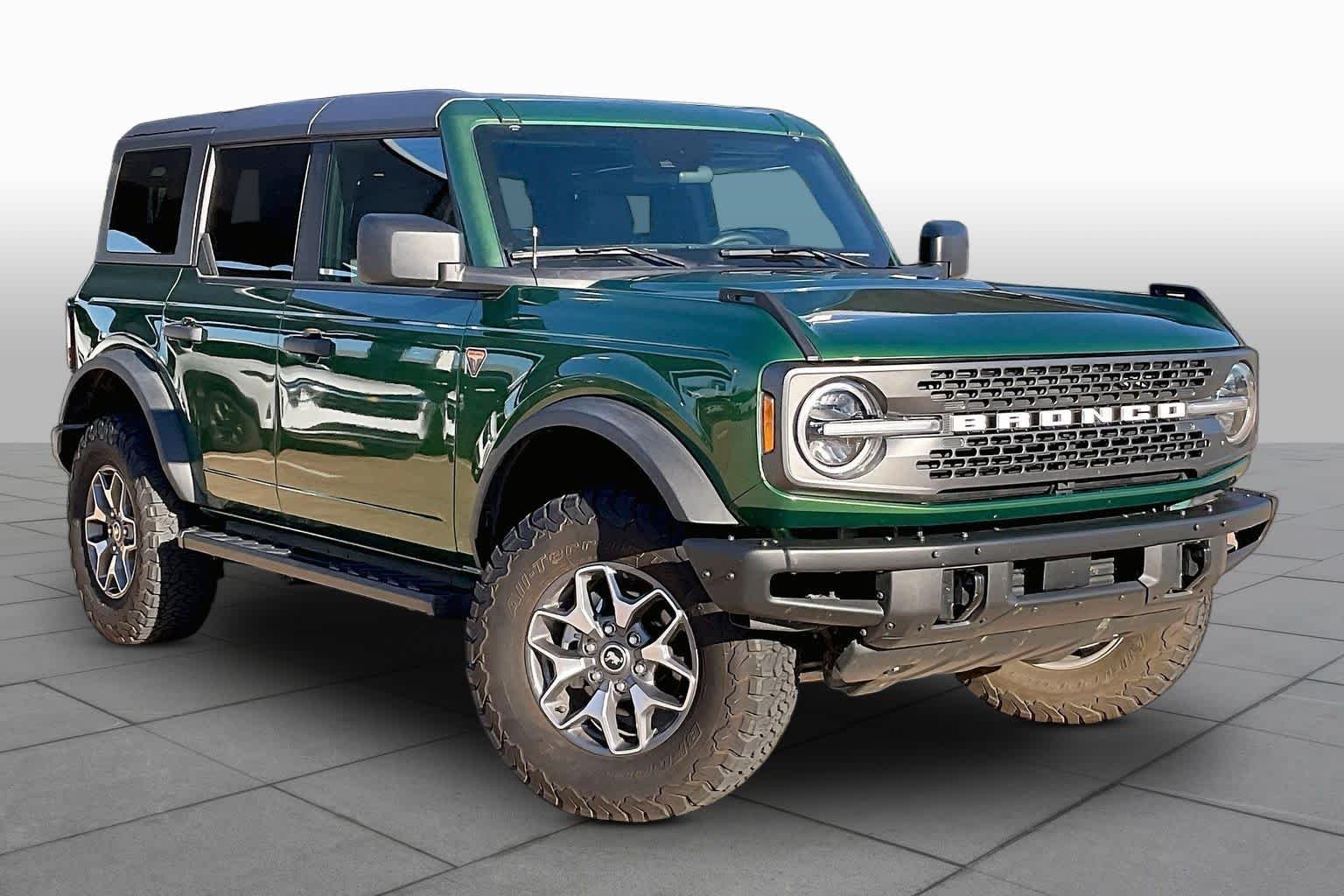 Used 2024 Eruption Green Ford Badlands image 3