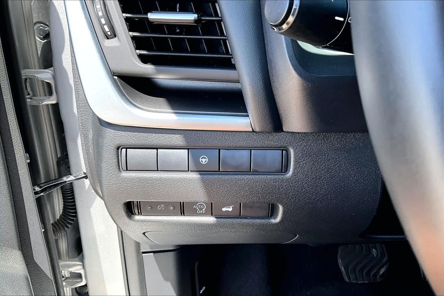 Used 2025 Brilliant Silver Metallic Nissan SV image 32