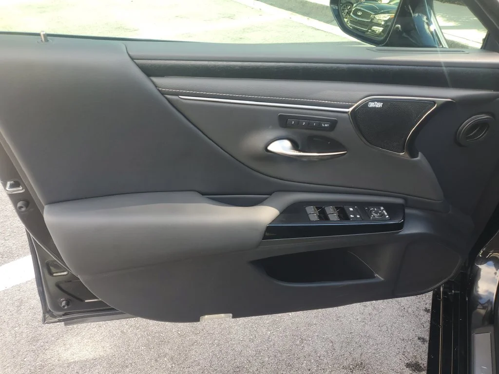 Used 2025 Black Lexus 350 image 10
