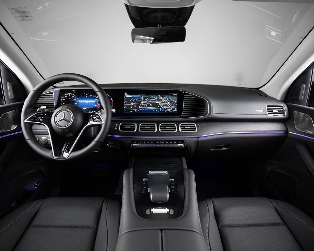 New 2026 Black Mercedes-Benz GLS 450 image 6