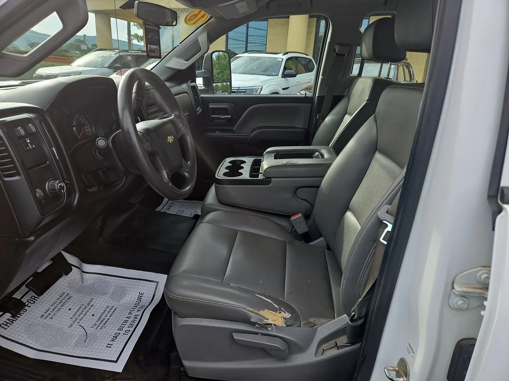 Used 2016 White Chevrolet Work Truck image 12