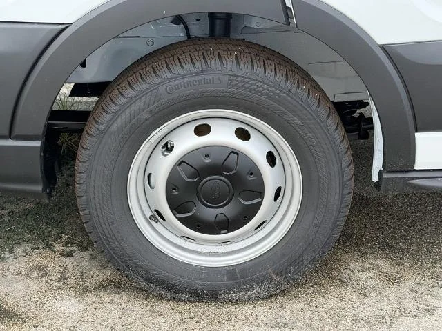 New 2026 Oxford White Ford Cargo Van image 31
