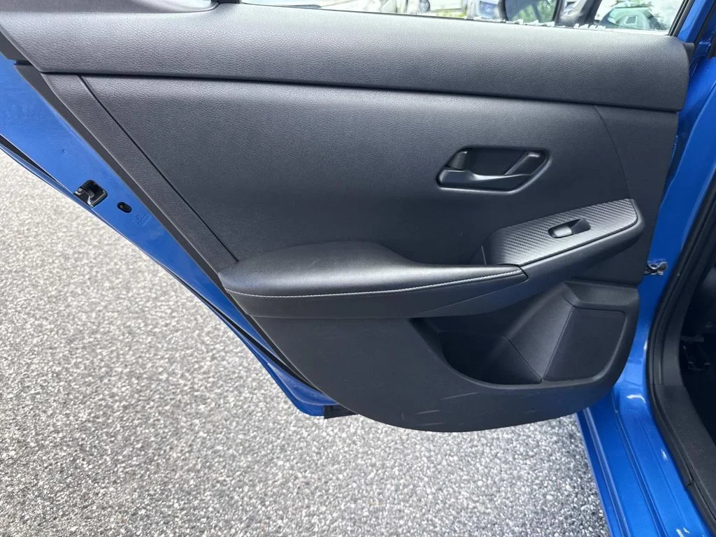 Used 2024 Blue Nissan SV image 12
