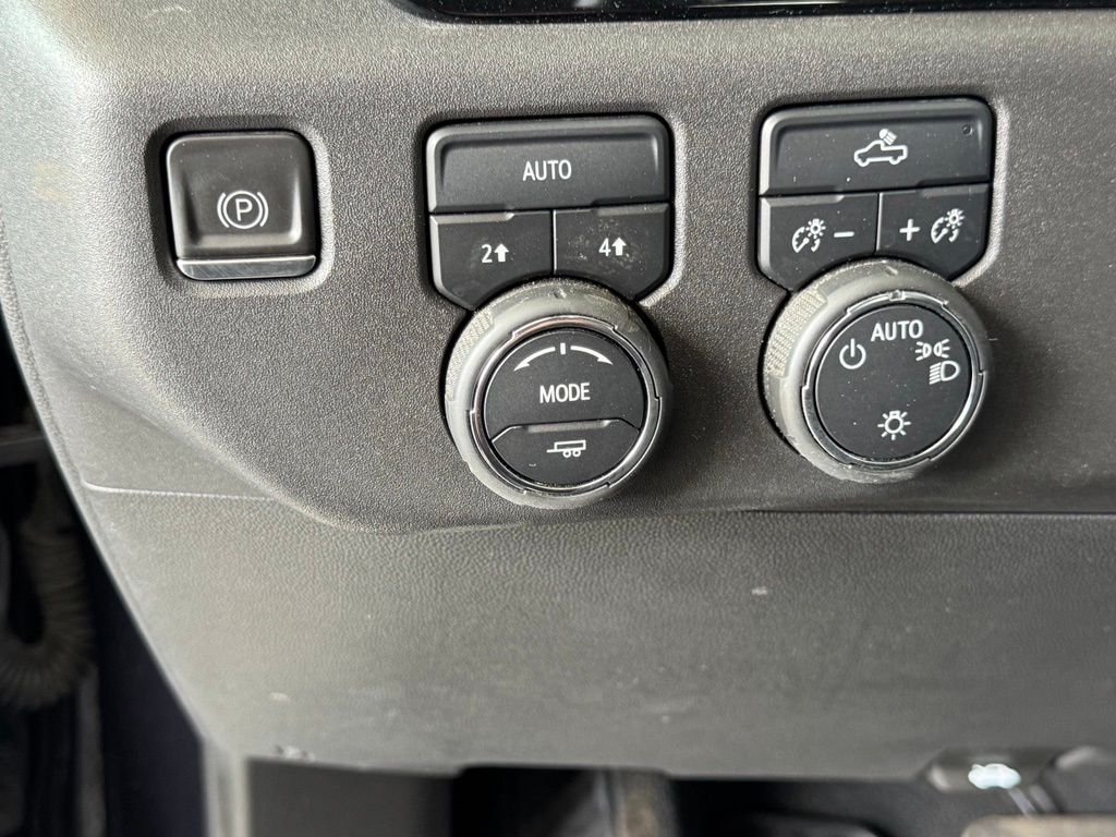 Used 2023 Gray Chevrolet LT image 37