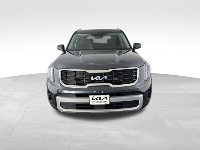 Used 2024 Gray Kia S image 3