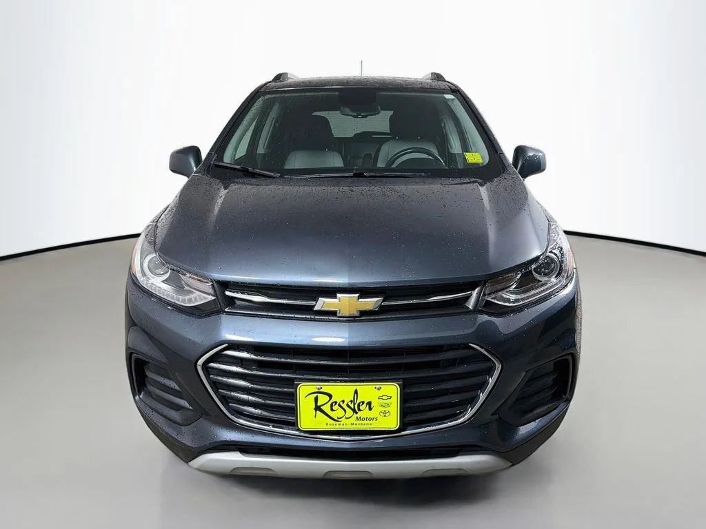 Used 2022 Gray Chevrolet LT image 2