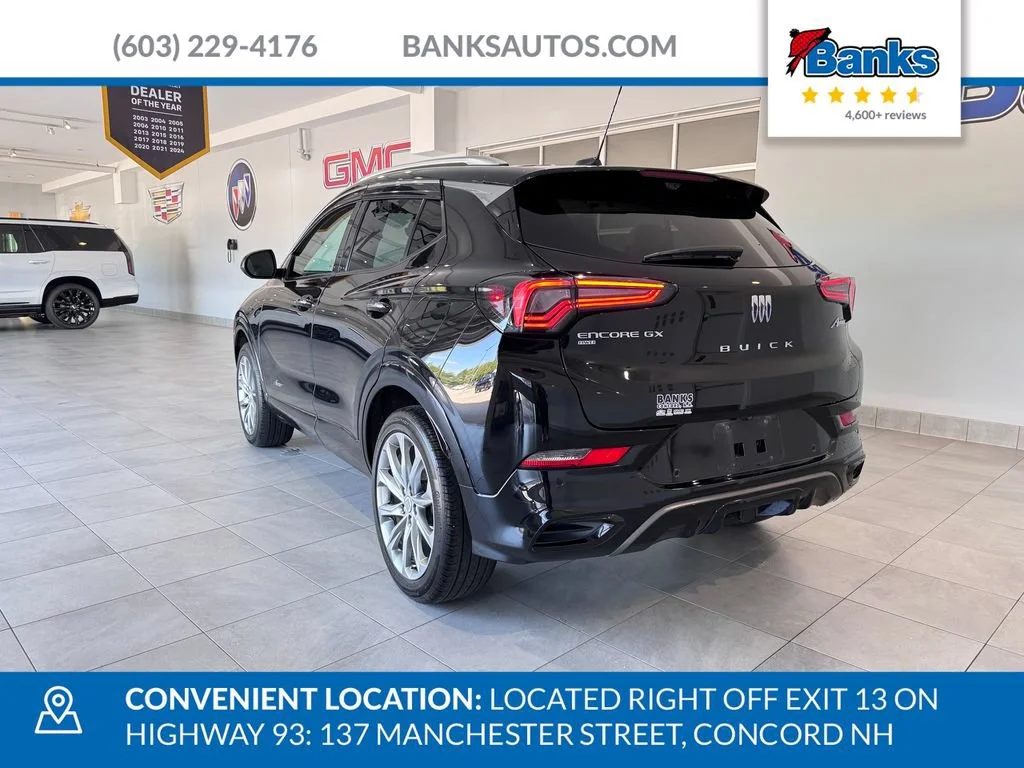 Used 2024 Ebony Twilight Metallic Buick Avenir image 6