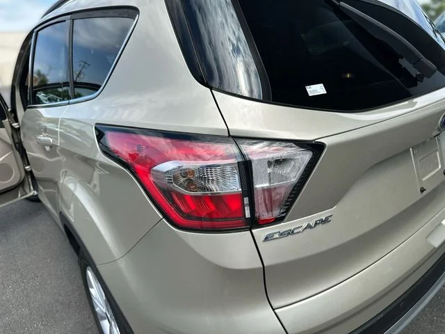 Used 2018 Gold Ford SEL image 26