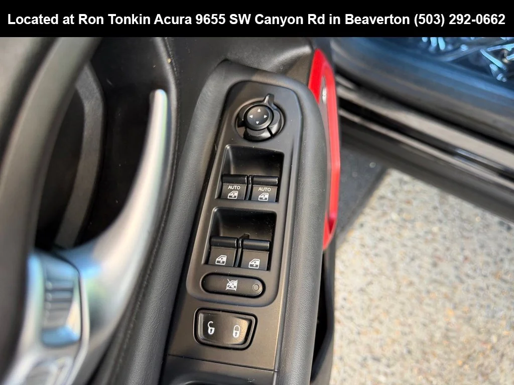 Used 2016 Black Jeep Trailhawk image 12