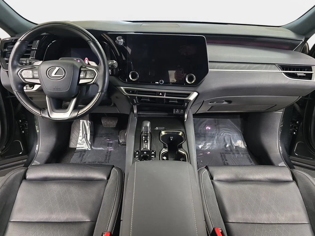 2024 Lexus RX PHEV 450h+ - Photo 9