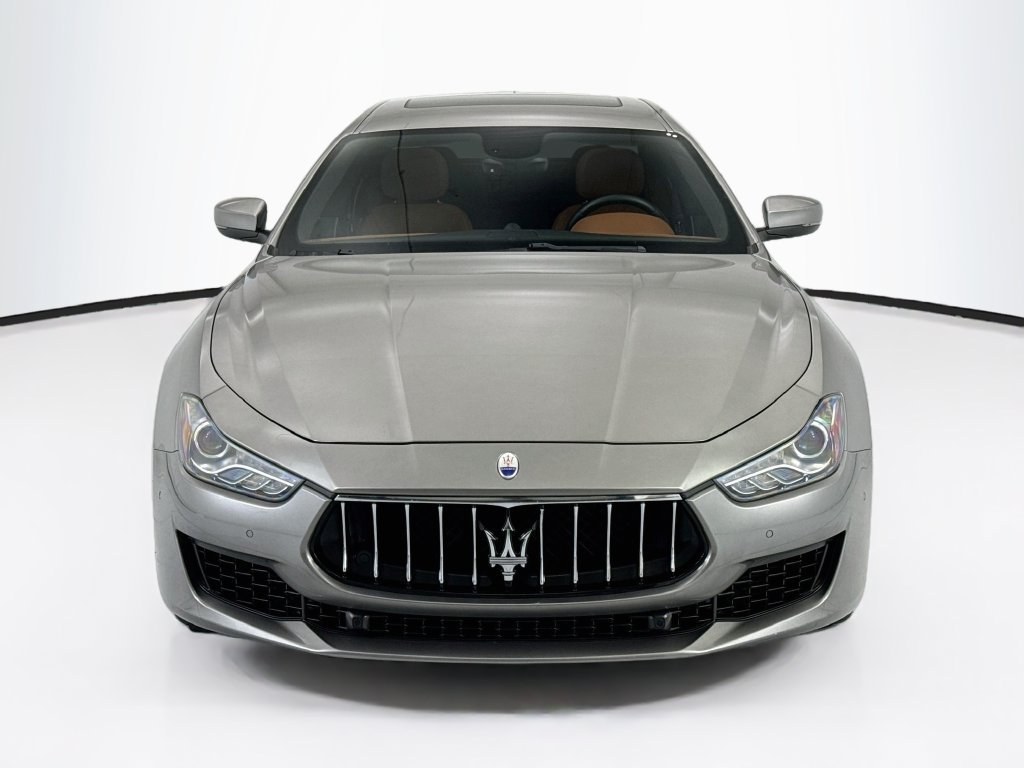 Used 2019 Grey Maserati S image 2