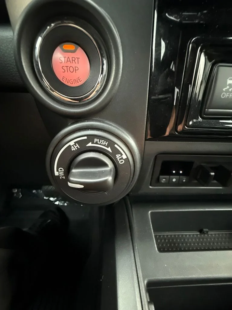 Used 2024 White Nissan PRO-4X image 32