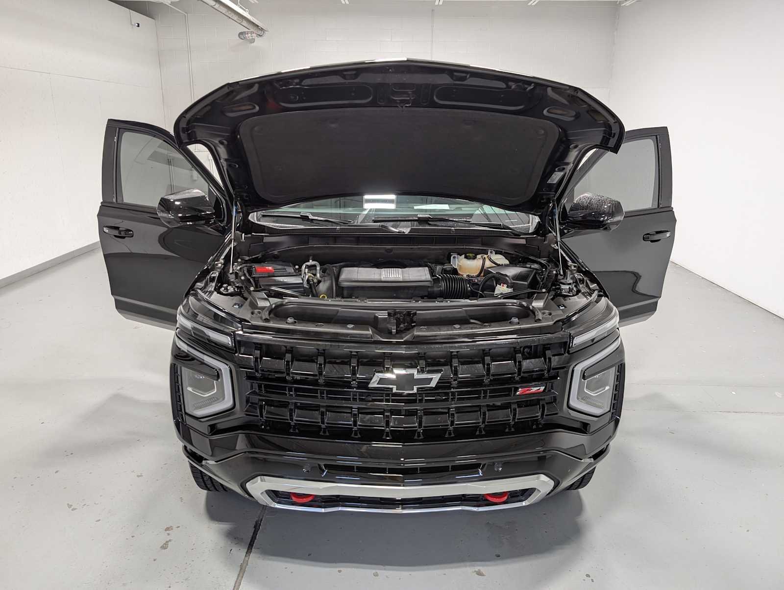 2025 Chevrolet Tahoe Z71 - Photo 14