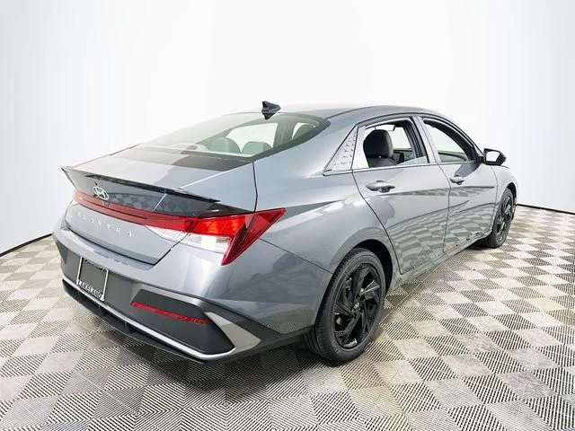 New 2026 Hyundai ELANTRA SEL Sport