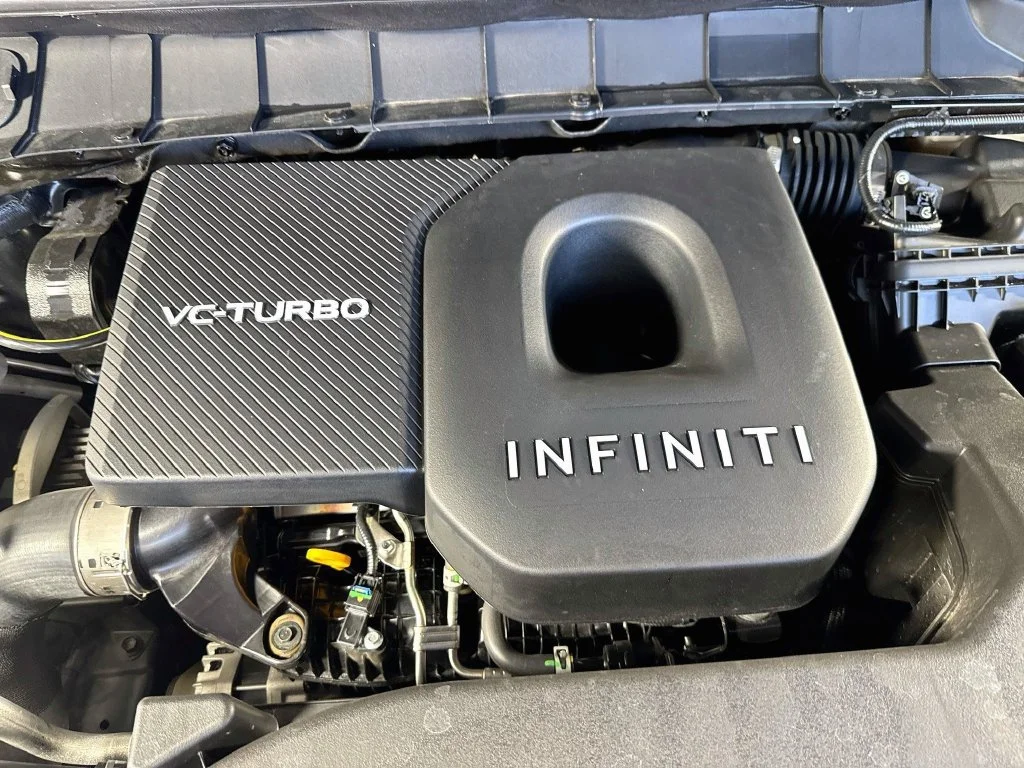Certified Used 2026 Green INFINITI LUXE image 44