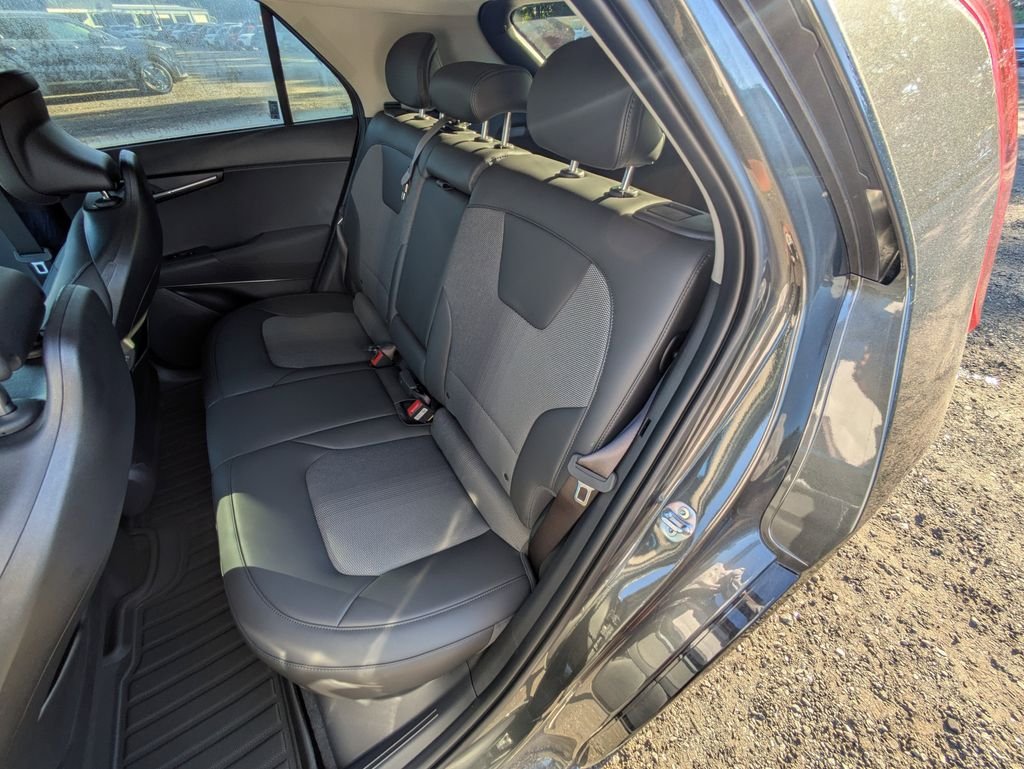 New 2025 Interstellar Gray Kia Wind image 14