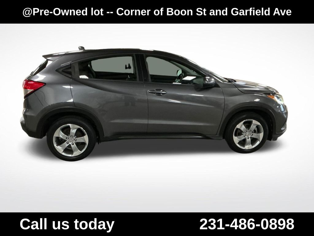 Used 2019  Honda LX image 6