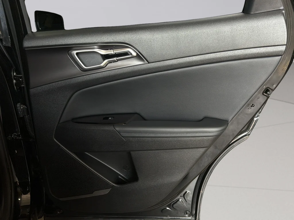 Used 2023 Fusion Black Kia EX image 27