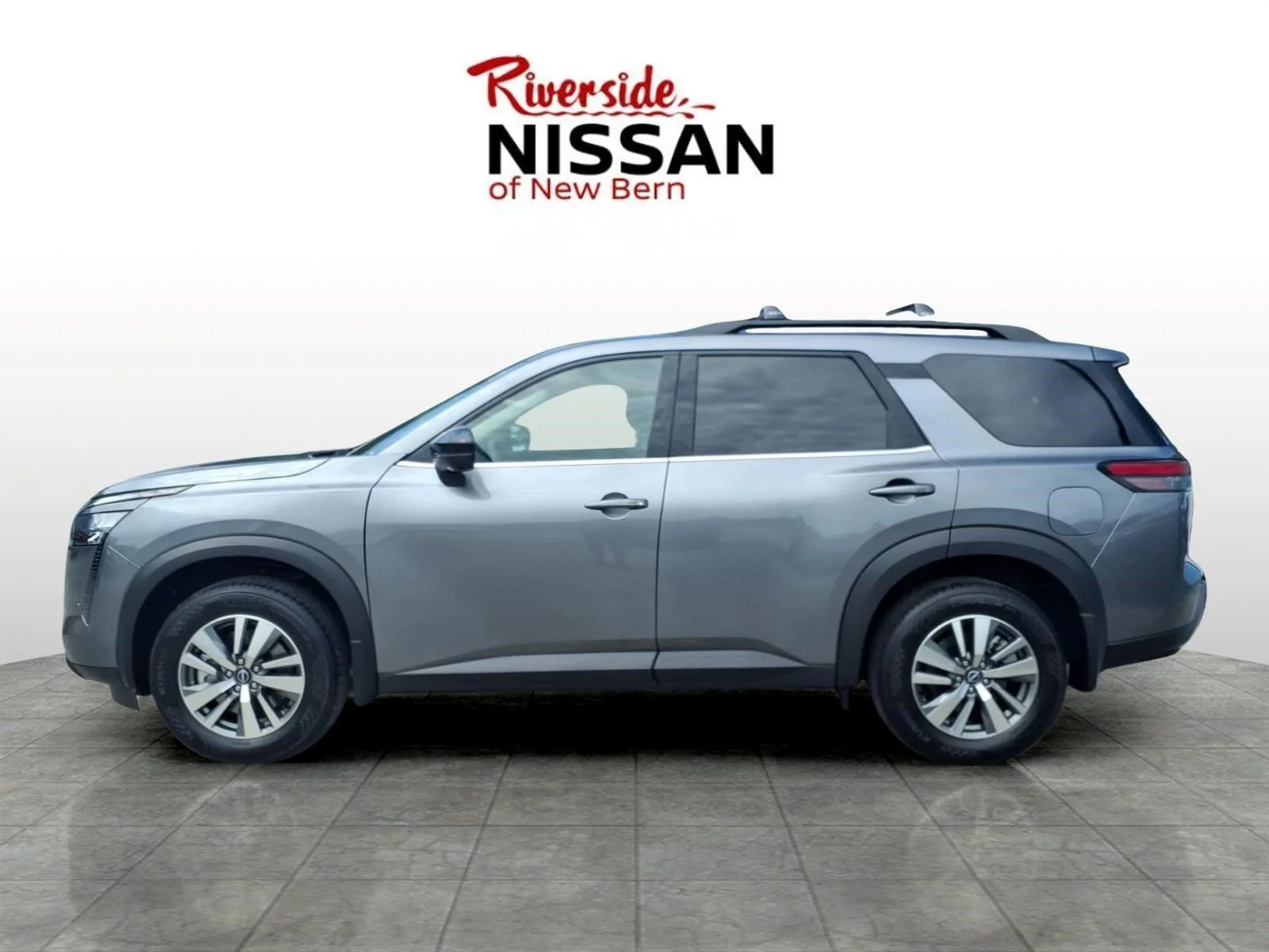 New 2026 Gun Metallic Nissan SL image 3