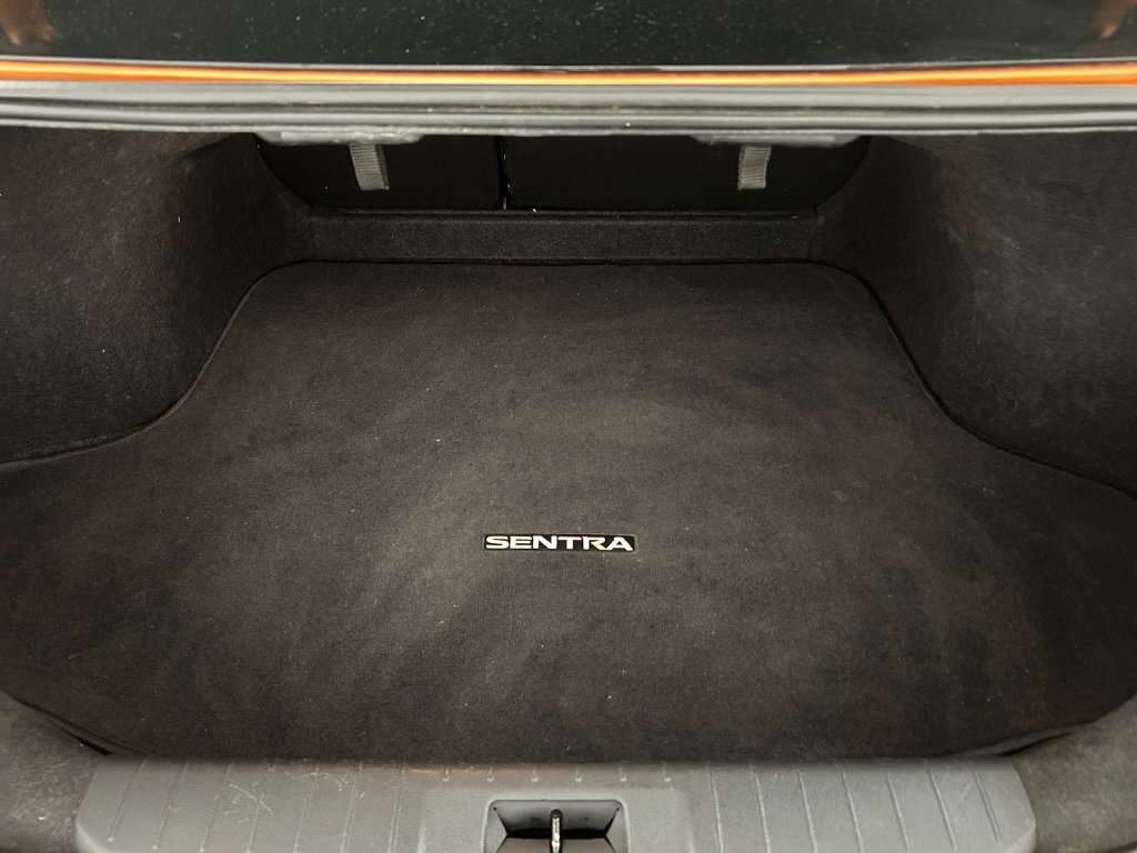 Used 2025 Orange Nissan SR image 25