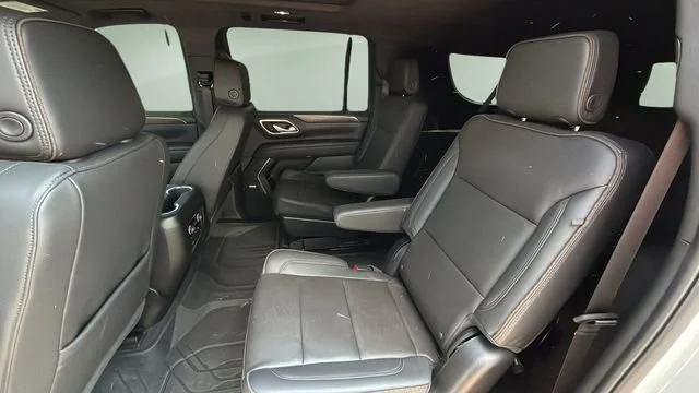 Used 2024 Summit White Chevrolet High Country image 20