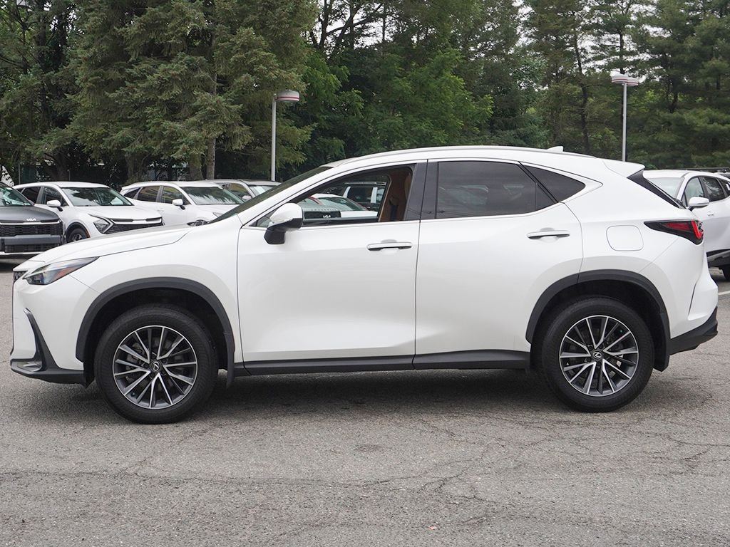 Used 2024 White Lexus 350 Base image 17