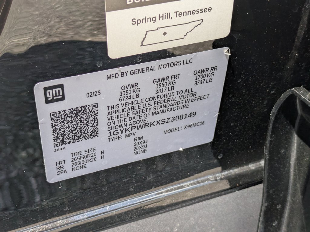Used 2025 Black Cadillac Sport image 27