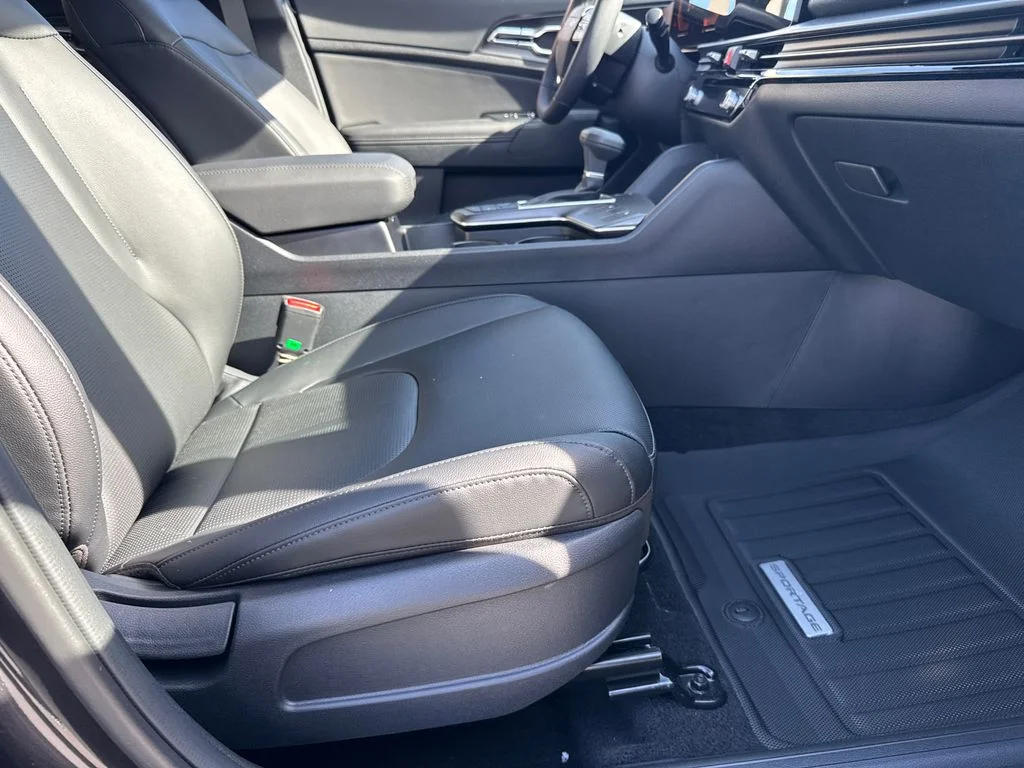 New 2026 Gray Kia EX image 13