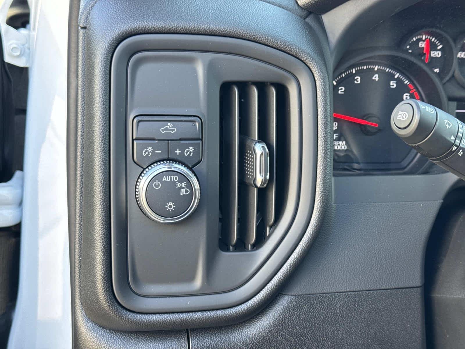 2026 GMC Sierra 1500 Pro - Photo 12