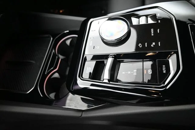 Used 2025 Gray BMW eDrive40 image 13