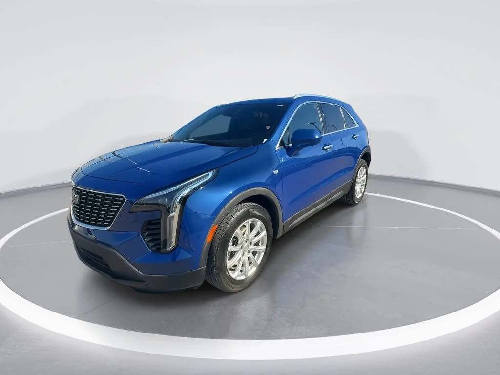 Used 2023 Blue Cadillac Luxury image 4